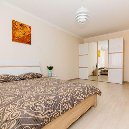 Luxury Studio Apart-Hotel In Centre 2 Room Суми Екстер'єр фото