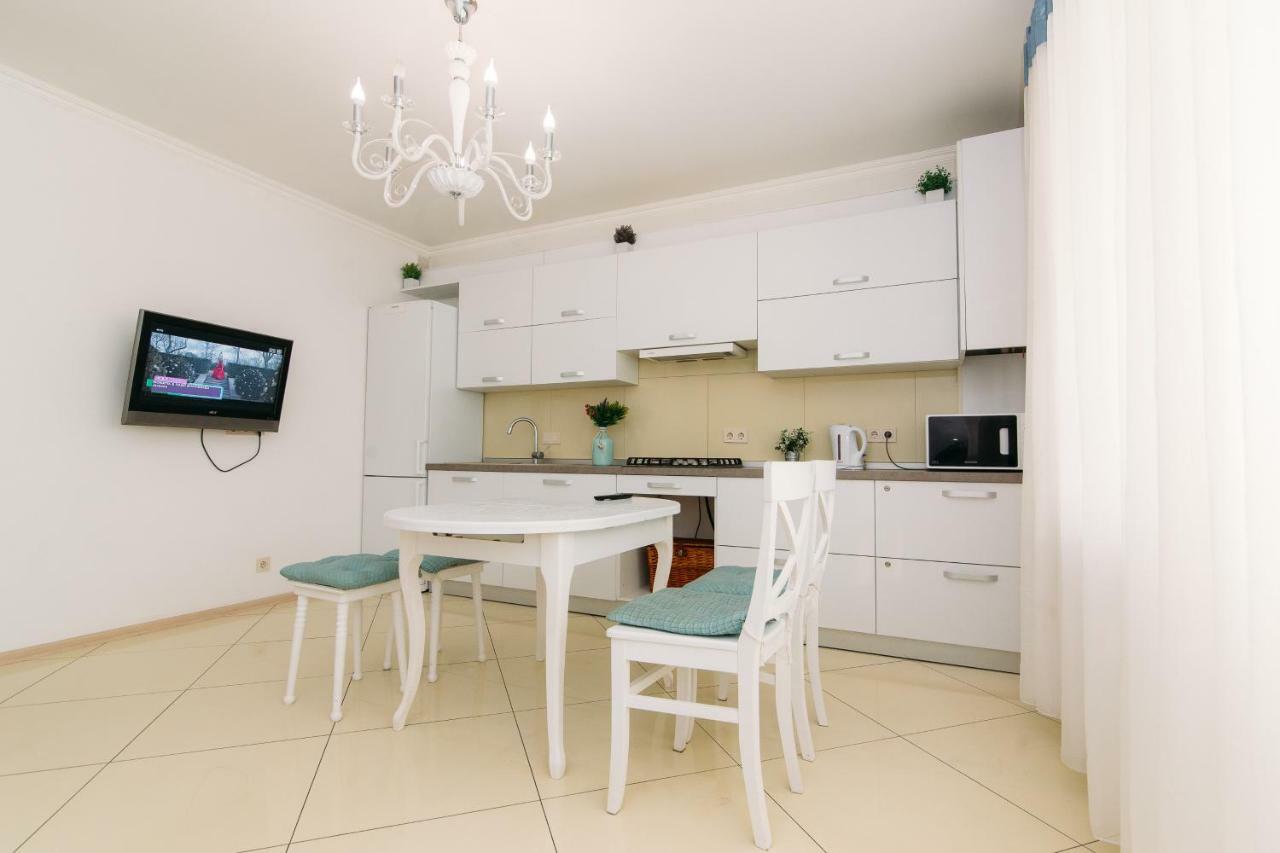 Luxury Studio Apart-Hotel In Centre 2 Room Суми Екстер'єр фото